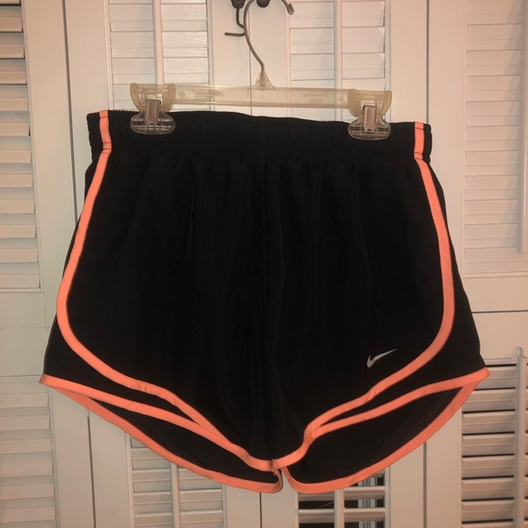 4 PACK Nike shorts - Picture 1 of 4